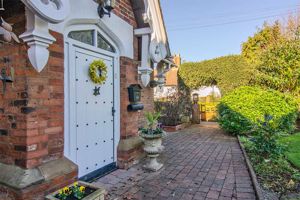 Photo 8- click for photo gallery